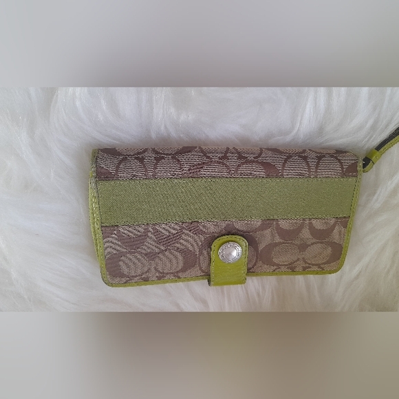 Coach Green vintage snap clutch wallet - Picture 8 of 8